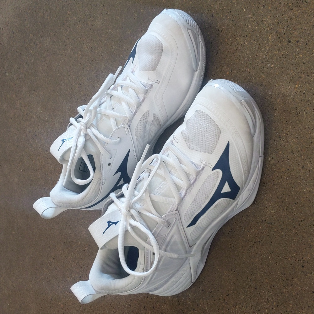 Mizuno Volleyball Shoe